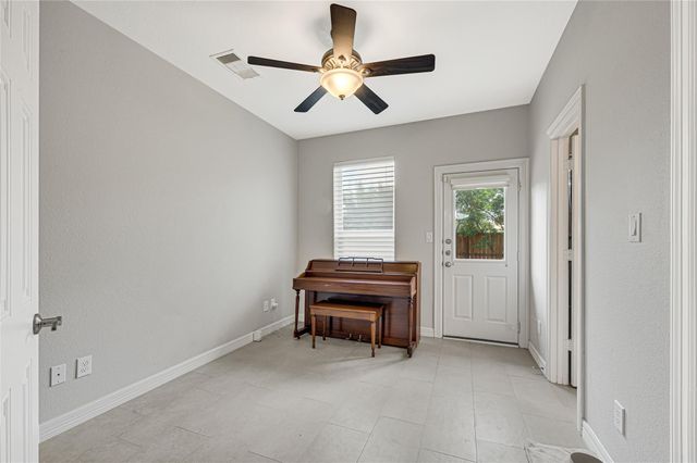 2815 Kings Retreat Circle, Kingwood, TX 77345
