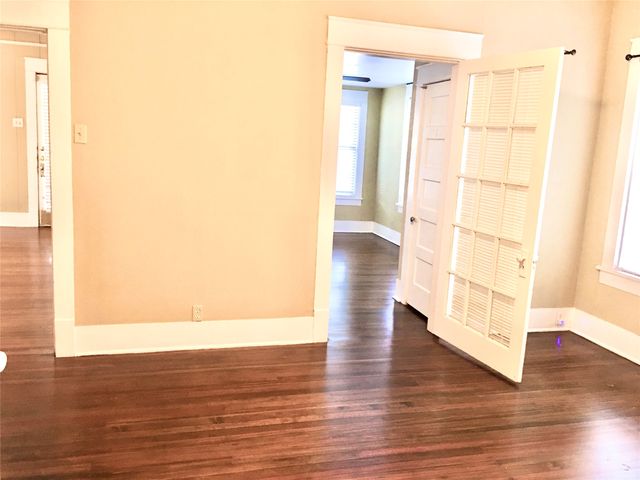 803 Egan Street, Denton, TX 76201