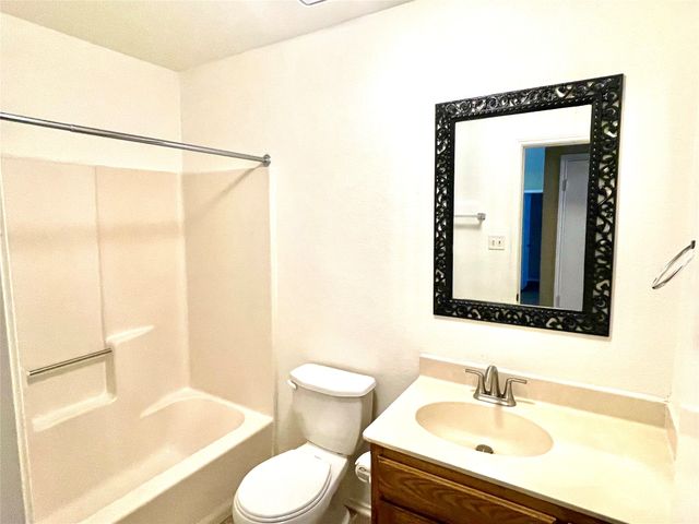 803 Egan Street, Denton, TX 76201