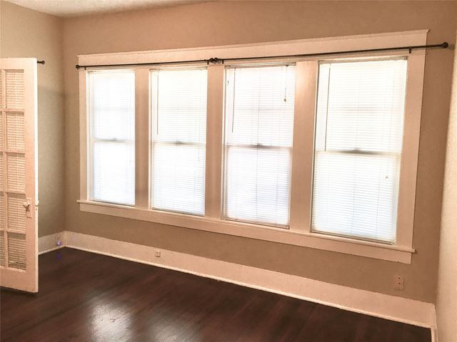 803 Egan Street, Denton, TX 76201