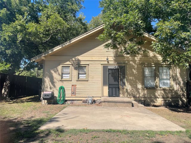 803 Egan Street, Denton, TX 76201