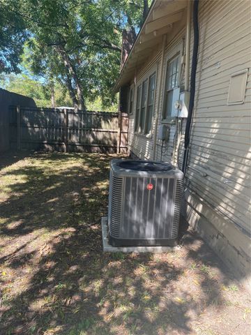 803 Egan Street, Denton, TX 76201