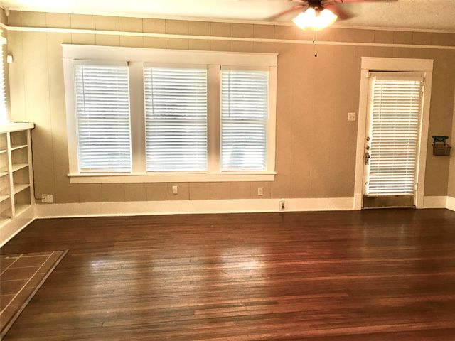803 Egan Street, Denton, TX 76201