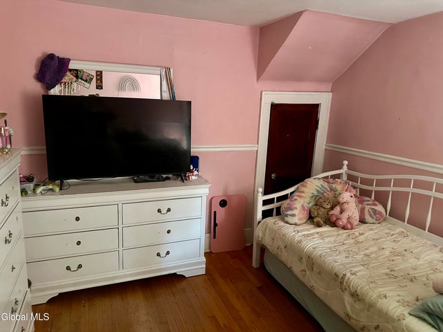 1356 Belmont Avenue, Schenectady, NY 12308