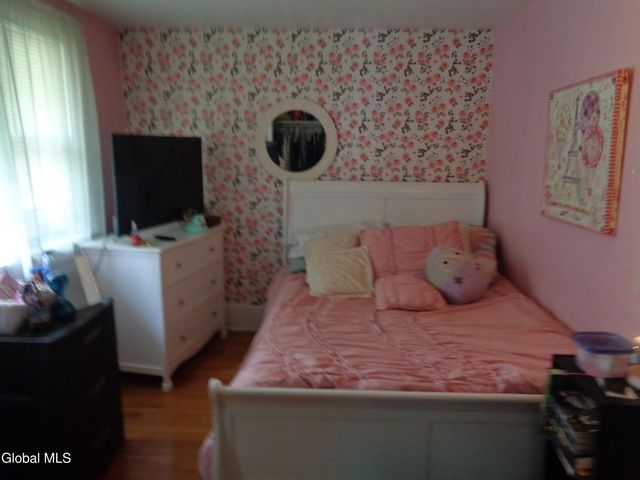 1356 Belmont Avenue, Schenectady, NY 12308