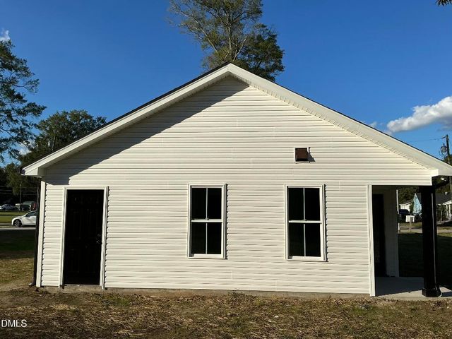 512 Crump St Street, Smithfield, NC 27577