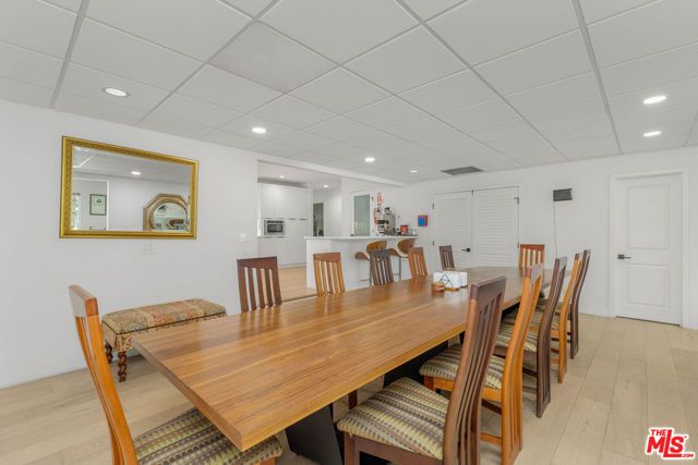 2744 S Bentley Avenue, Los Angeles, CA 90064