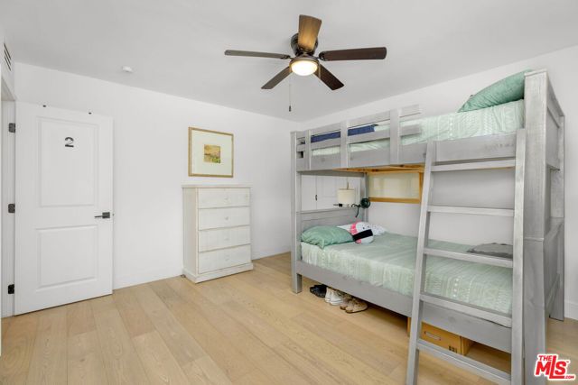 2744 S Bentley Avenue, Los Angeles, CA 90064