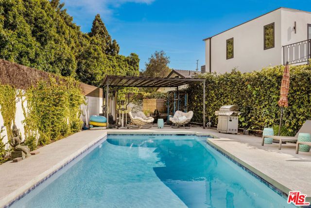 2744 S Bentley Avenue, Los Angeles, CA 90064