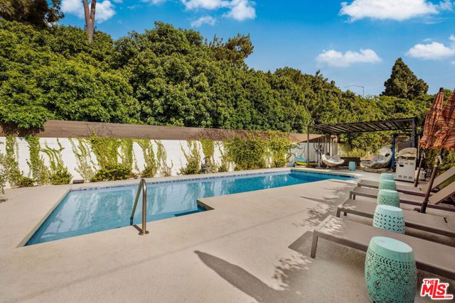 2744 S Bentley Avenue, Los Angeles, CA 90064