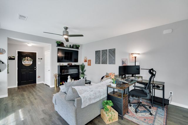3308 Robin Road, Ennis, TX 75119