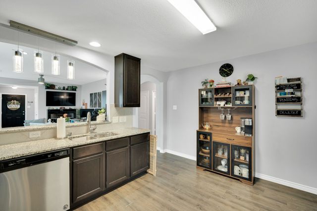 3308 Robin Road, Ennis, TX 75119