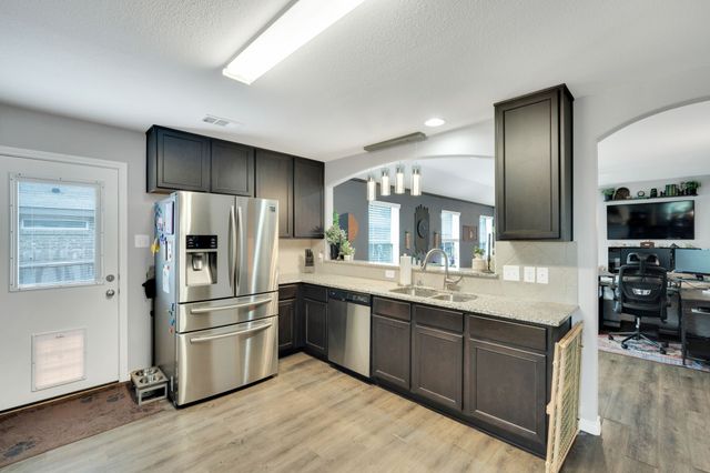 3308 Robin Road, Ennis, TX 75119