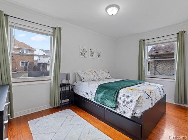 7261 Reuter Street, Dearborn, MI 48126