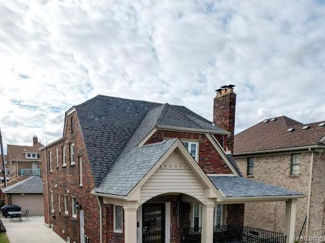 7261 Reuter Street, Dearborn, MI 48126