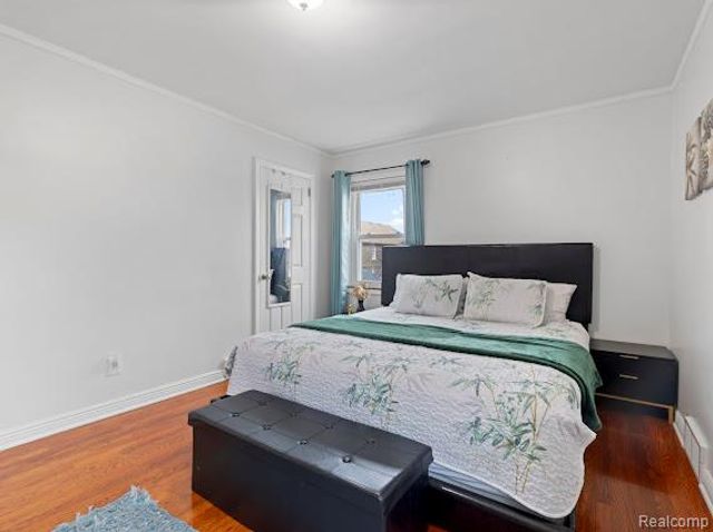 7261 Reuter Street, Dearborn, MI 48126