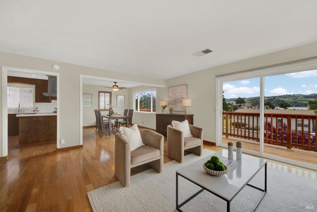 921 W K St, Benicia, CA 94510