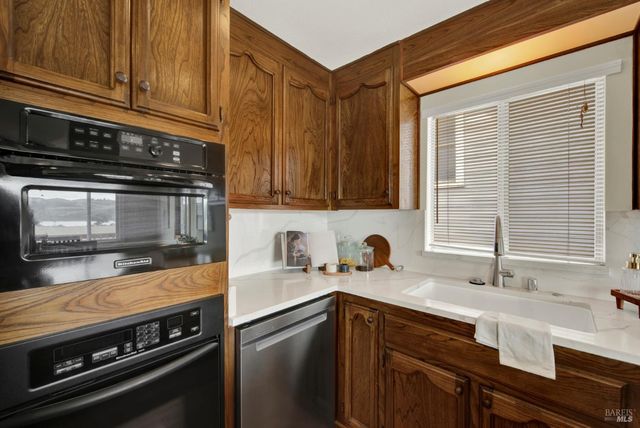 921 W K St, Benicia, CA 94510