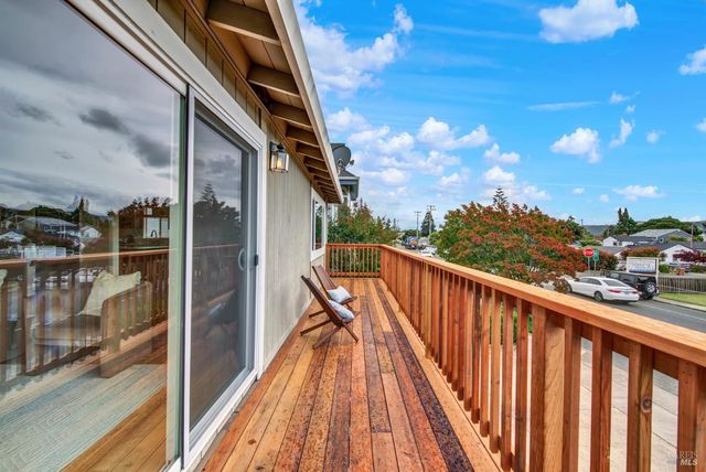 921 W K St, Benicia, CA 94510