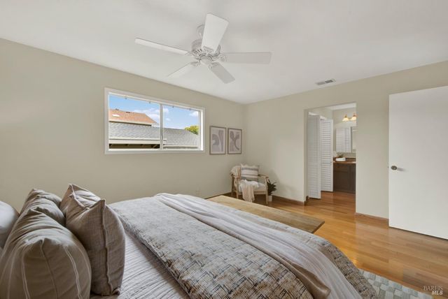 921 W K St, Benicia, CA 94510