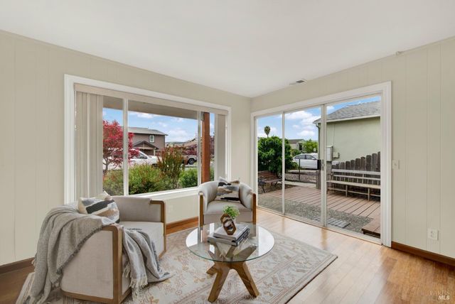 921 W K St, Benicia, CA 94510