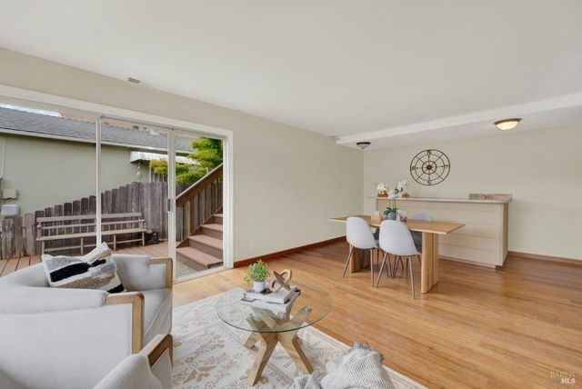 921 W K St, Benicia, CA 94510