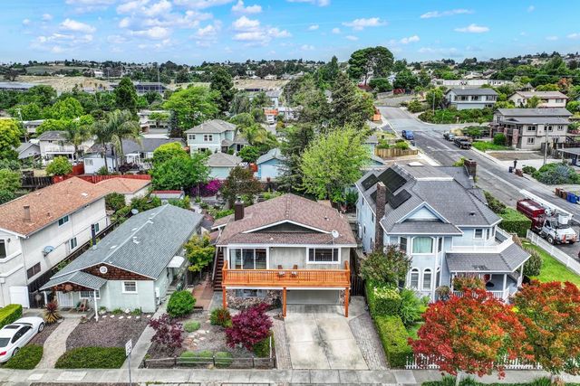 921 W K St, Benicia, CA 94510
