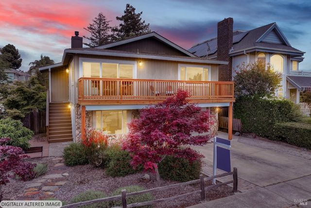 921 W K St, Benicia, CA 94510