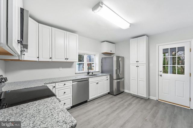 40395 DUKE RD, Mechanicsville, MD 20659