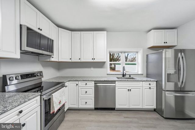 40395 DUKE RD, Mechanicsville, MD 20659