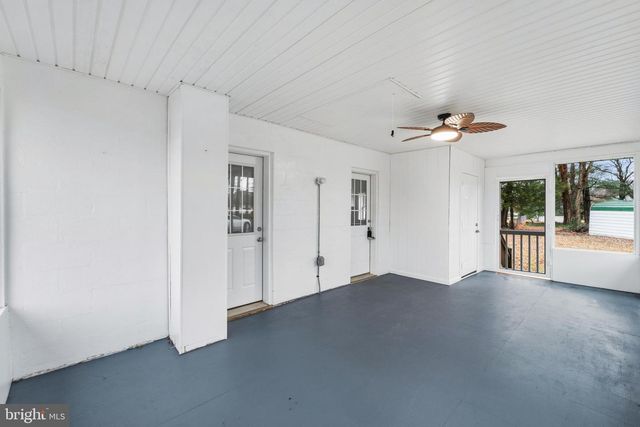 40395 DUKE RD, Mechanicsville, MD 20659