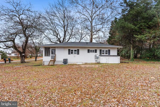 40395 DUKE RD, Mechanicsville, MD 20659