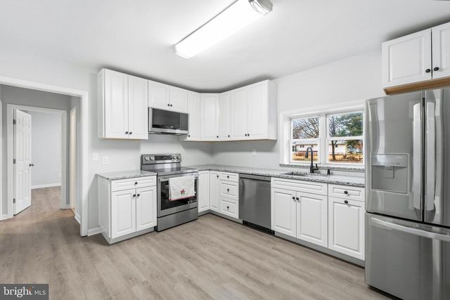 40395 DUKE RD, Mechanicsville, MD 20659