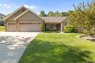 7 Briarwick Trail, St Peters, MO 63376