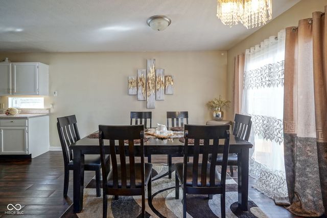 9904 Worthington Boulevard, Fishers, IN 46038
