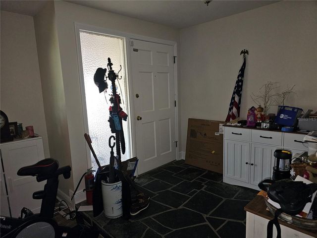 5230 VENETIAN BOULEVARD NE, St Petersburg, FL 33703