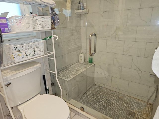 5230 VENETIAN BOULEVARD NE, St Petersburg, FL 33703