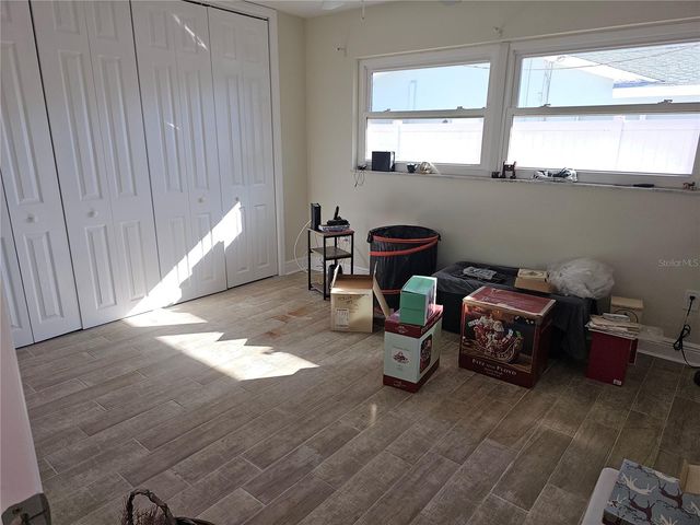 5230 VENETIAN BOULEVARD NE, St Petersburg, FL 33703