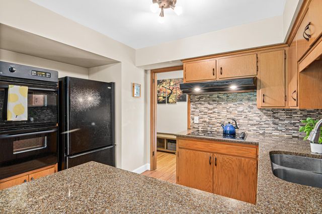 4230 Maple Lane, Minnetonka, MN 55345