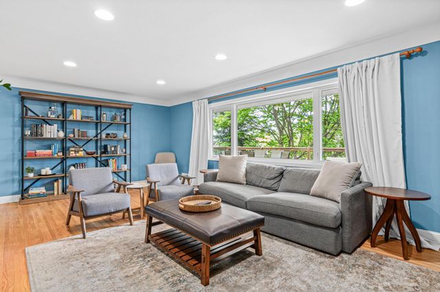 4230 Maple Lane, Minnetonka, MN 55345