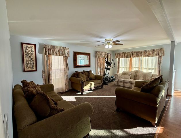 601 Greystone Lane, Bolingbrook, IL 60440