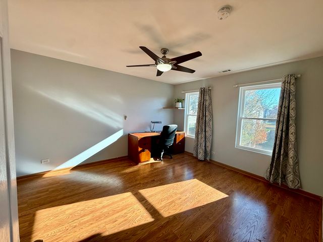 601 Greystone Lane, Bolingbrook, IL 60440