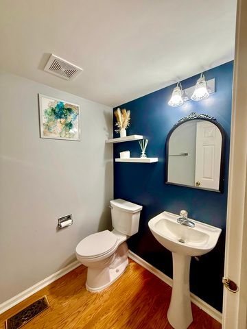 601 Greystone Lane, Bolingbrook, IL 60440