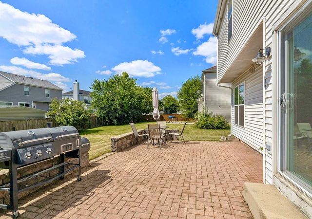 601 Greystone Lane, Bolingbrook, IL 60440