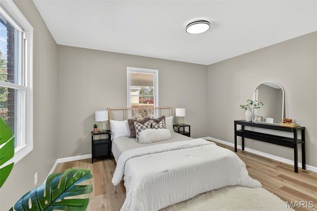 519 Bismark Avenue, Rock Hill, MO 63119