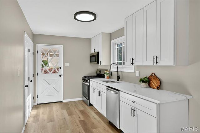 519 Bismark Avenue, Rock Hill, MO 63119