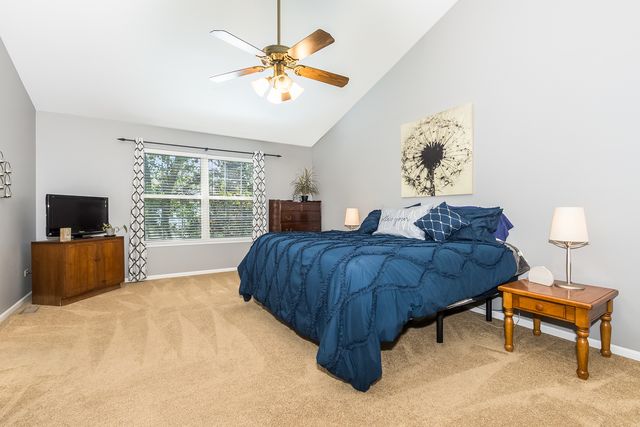 1607 Sierra Highlands Court, Plainfield, IL 60586