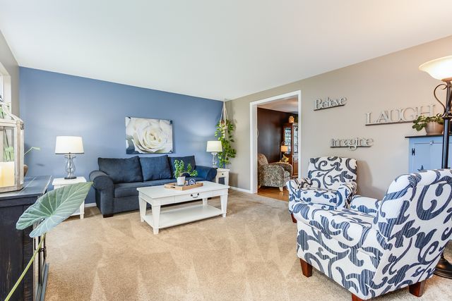 1607 Sierra Highlands Court, Plainfield, IL 60586