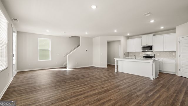 918 Stow Lane, Monroe, GA 30655