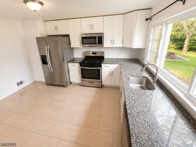 249 Mountain Ave, North Plainfield Boro, NJ 07060